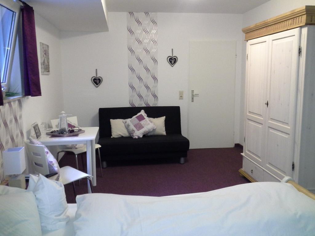 Hotel Haus Mariandl Düsseldorf Zimmer foto