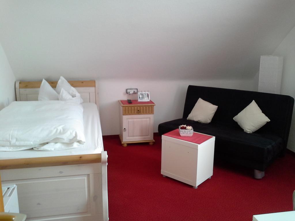 Hotel Haus Mariandl Düsseldorf Zimmer foto