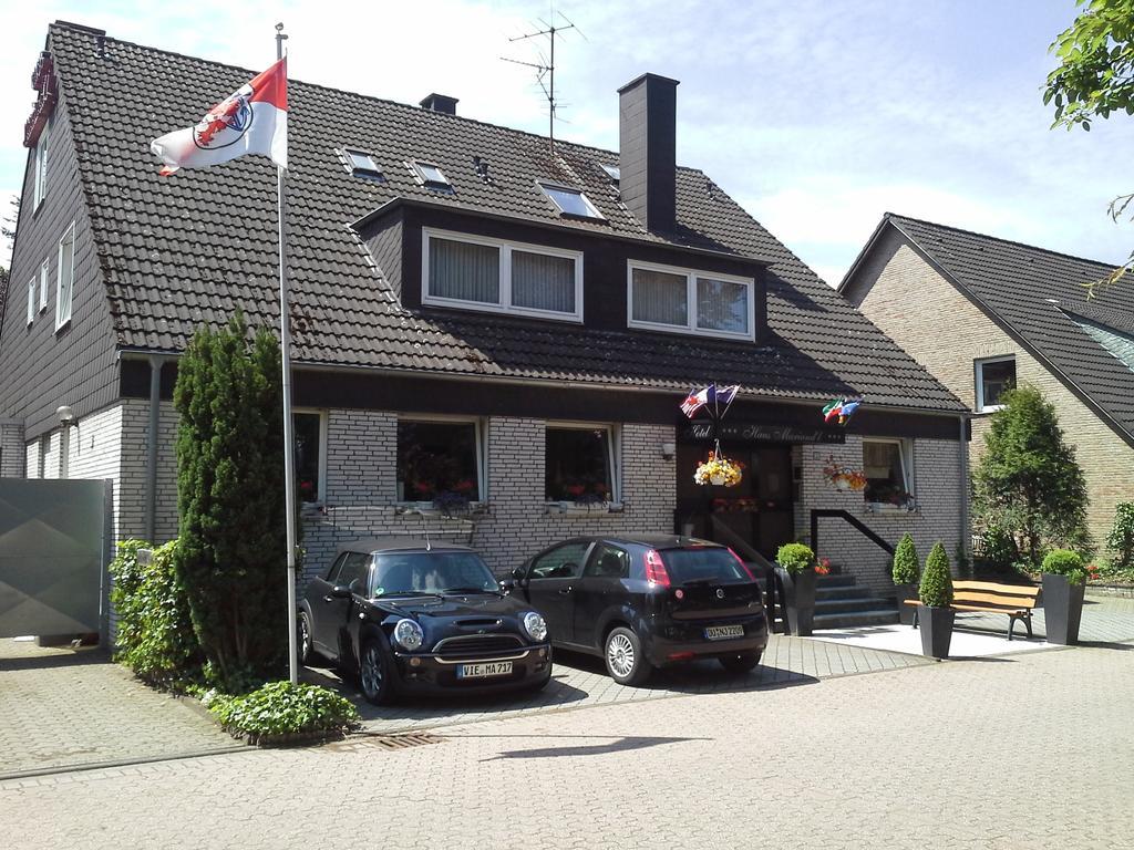 Hotel Haus Mariandl Düsseldorf Exterior foto
